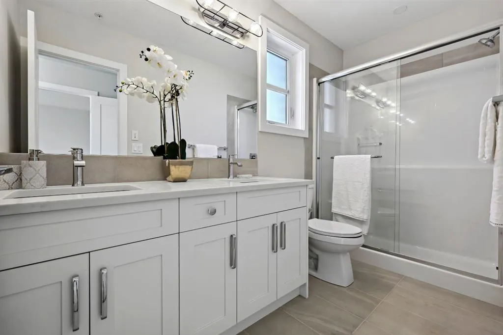 1802 Mahogany Boulevard SE, #8215