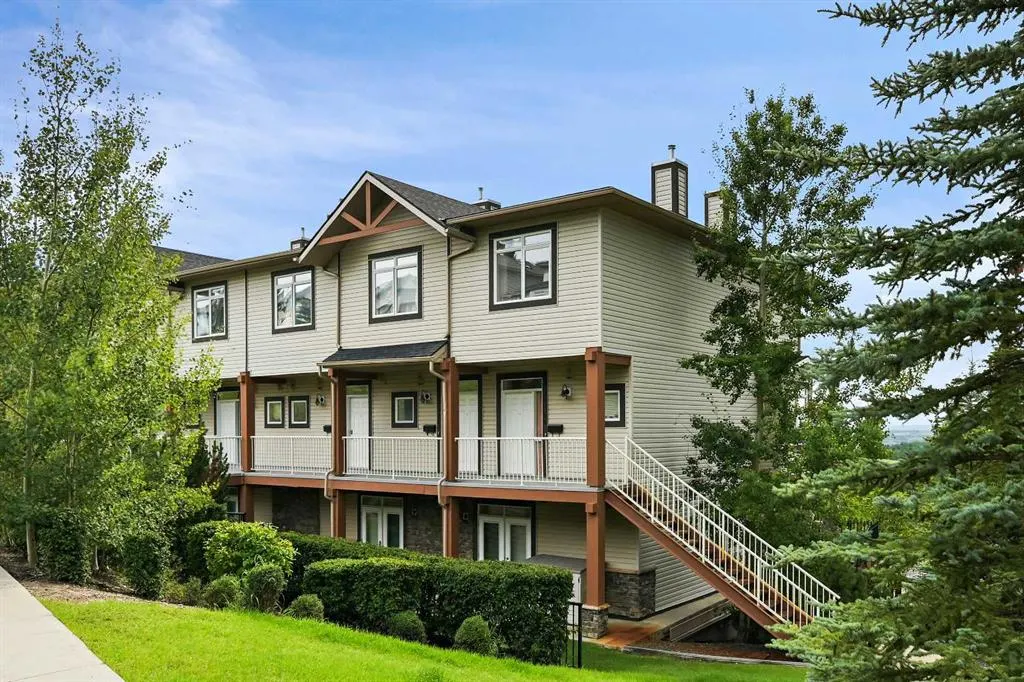 108 Rockyledge View NW, #13