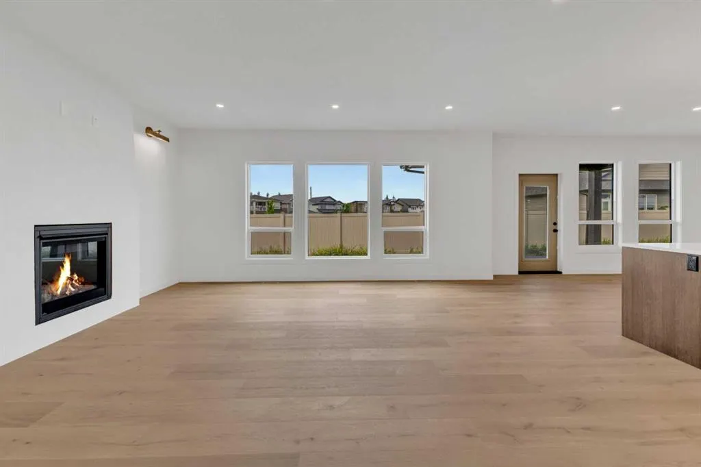 20 Eaton Crescent