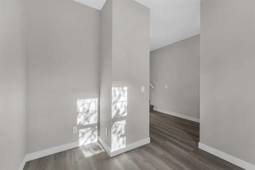 6 Stonehouse Crescent NW
