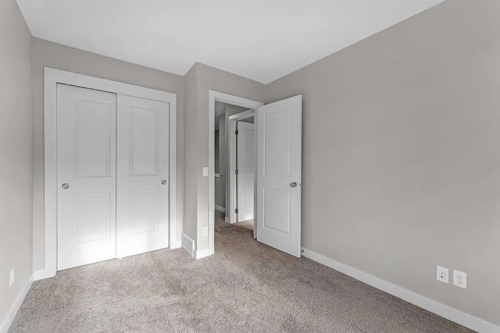 6 Stonehouse Crescent NW