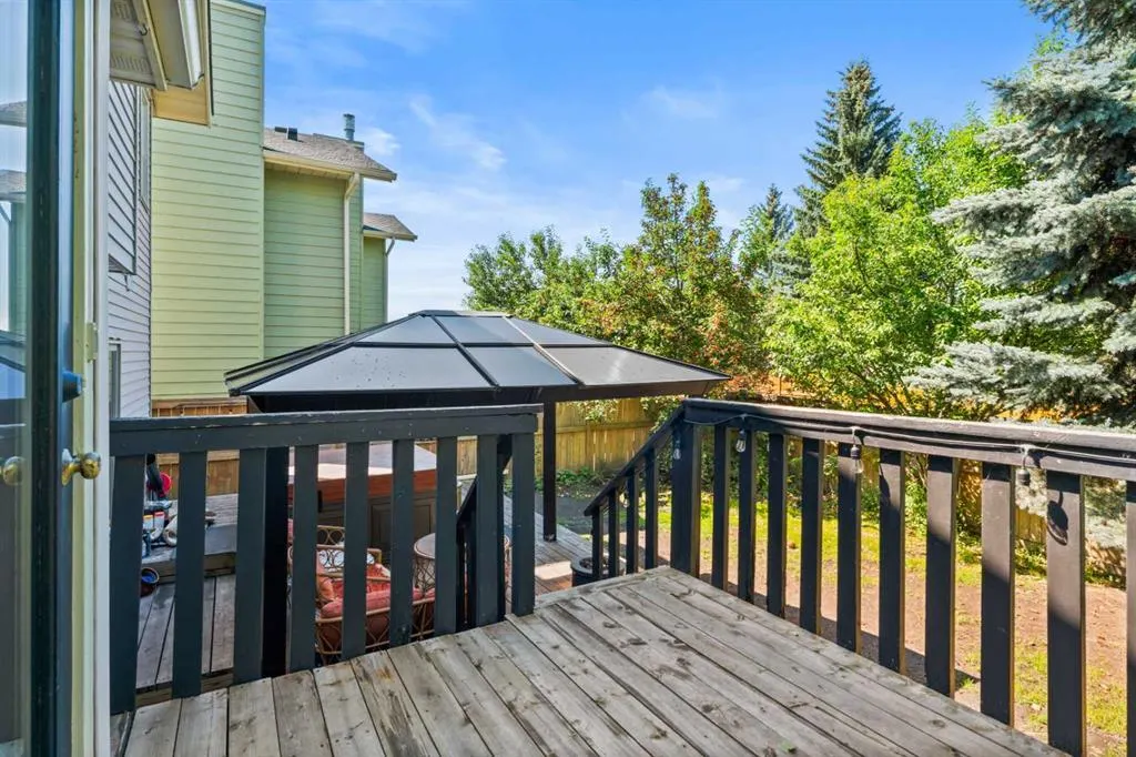 87 Sun Harbour Close SE
