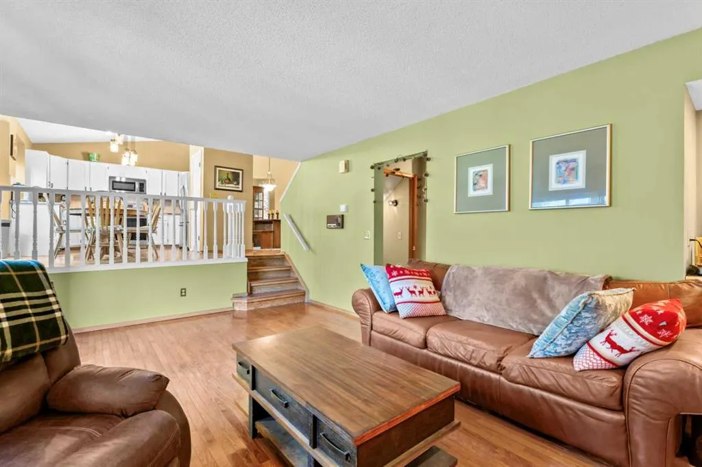 87 Sun Harbour Close SE
