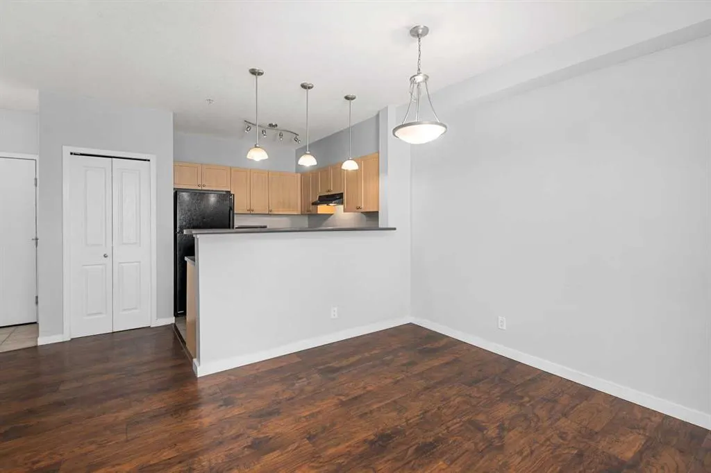 333 Taravista Drive NE, #1203