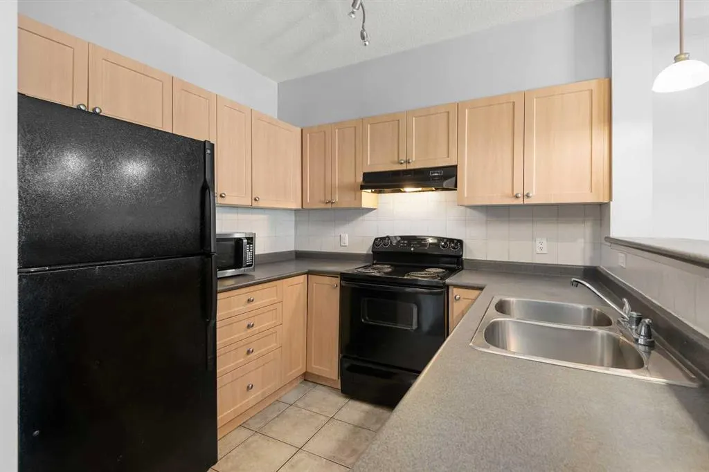 333 Taravista Drive NE, #1203