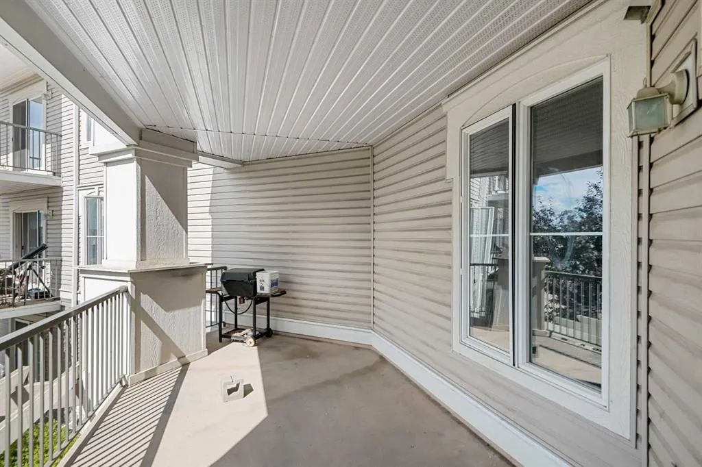 333 Taravista Drive NE, #1203