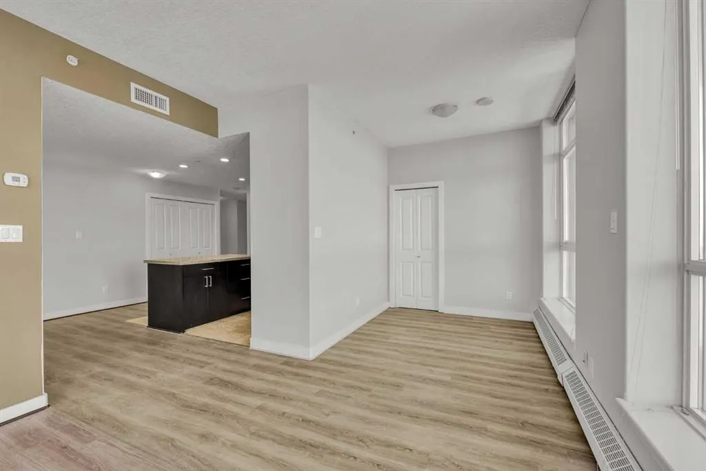 77 Spruce Place SW, #2207