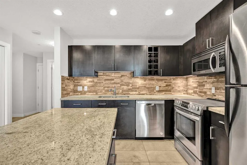 77 Spruce Place SW, #2207