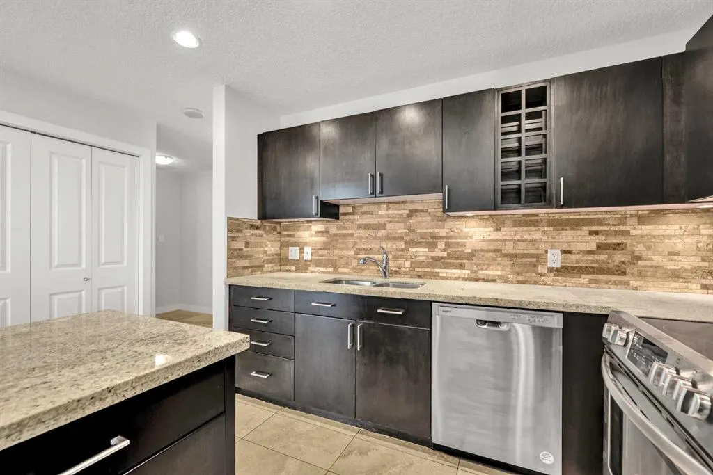 77 Spruce Place SW, #2207