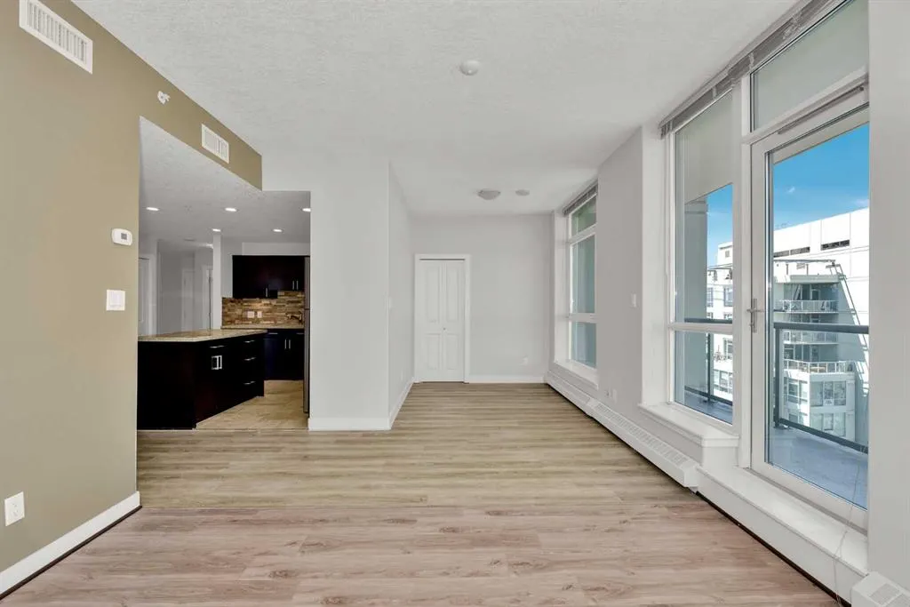 77 Spruce Place SW, #2207