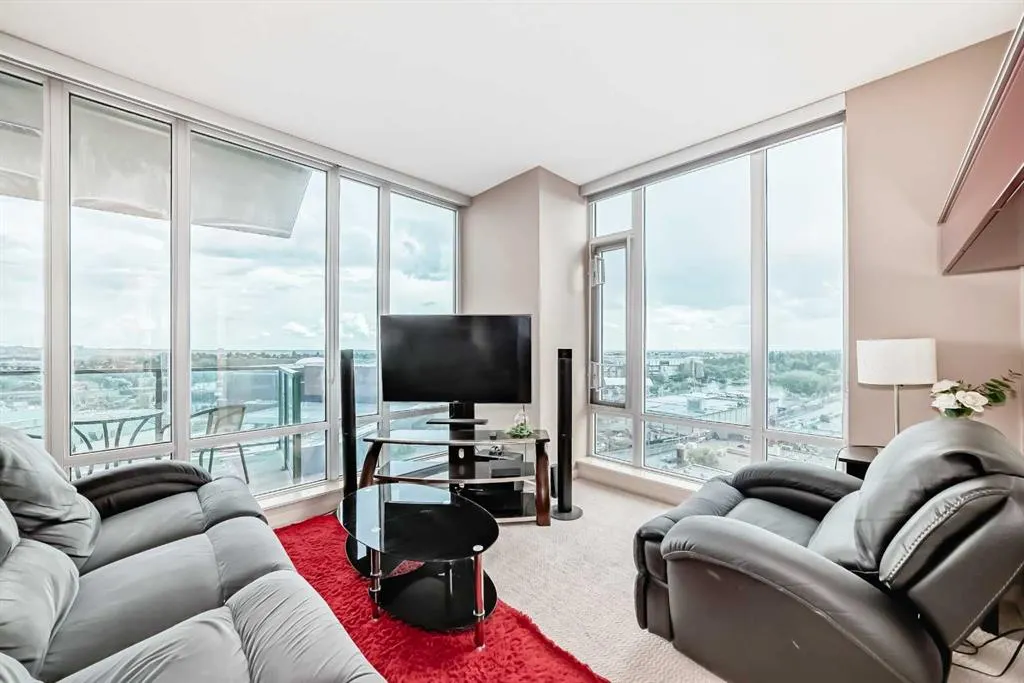 210 15 Avenue SE, #1606