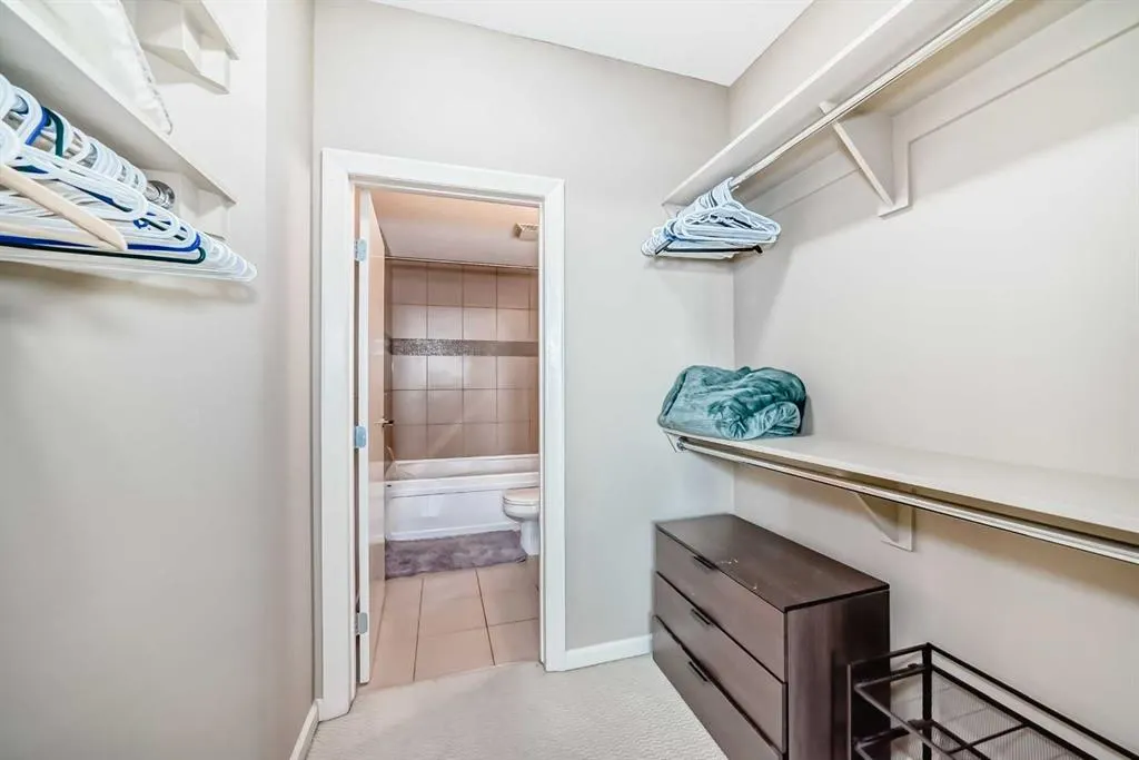 210 15 Avenue SE, #1606