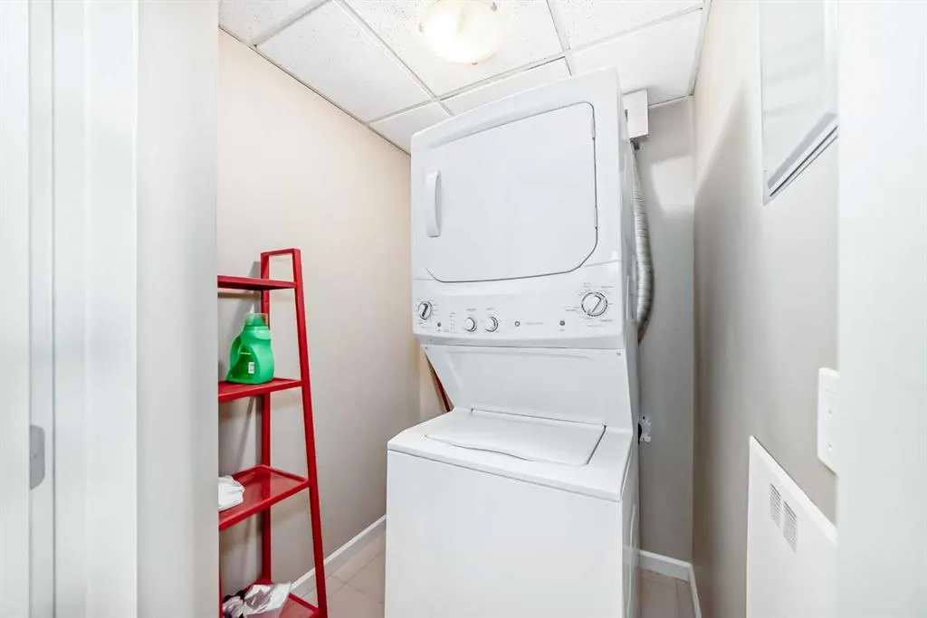 210 15 Avenue SE, #1606