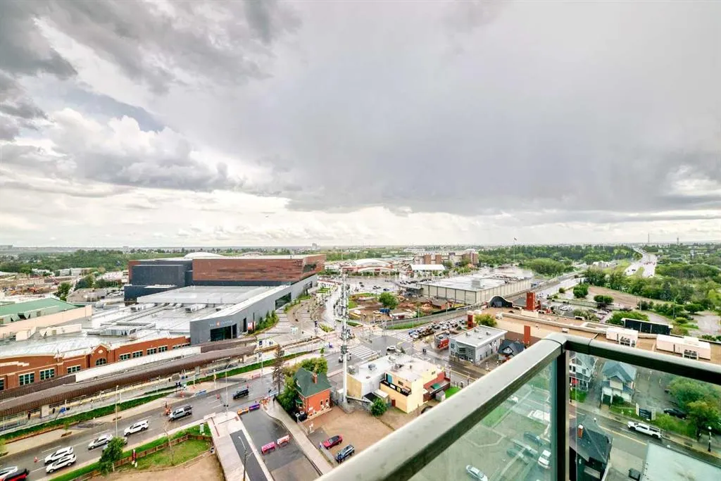 210 15 Avenue SE, #1606