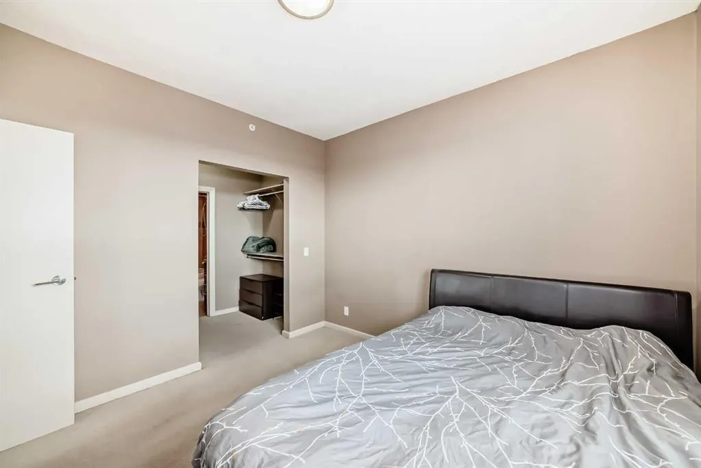 210 15 Avenue SE, #1606