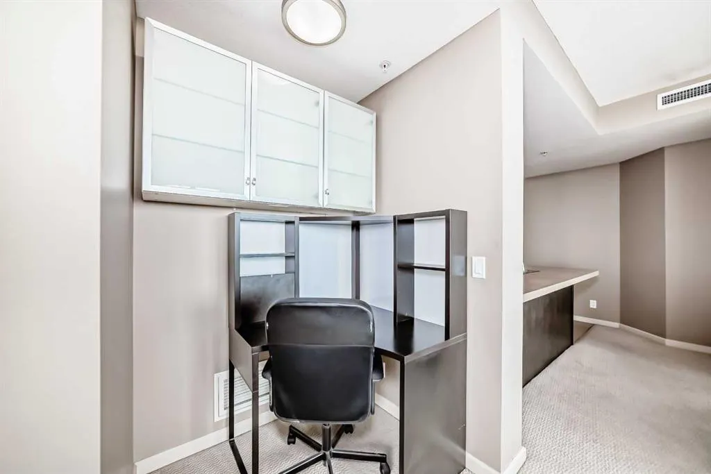 210 15 Avenue SE, #1606