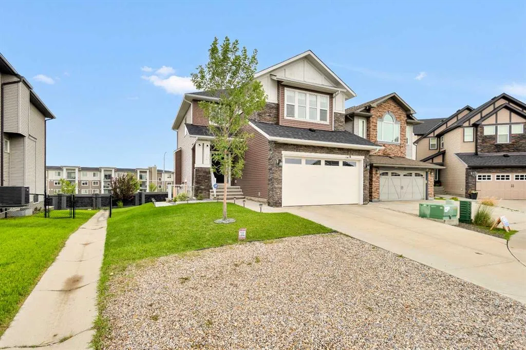 74 Nolanfield Court NW
