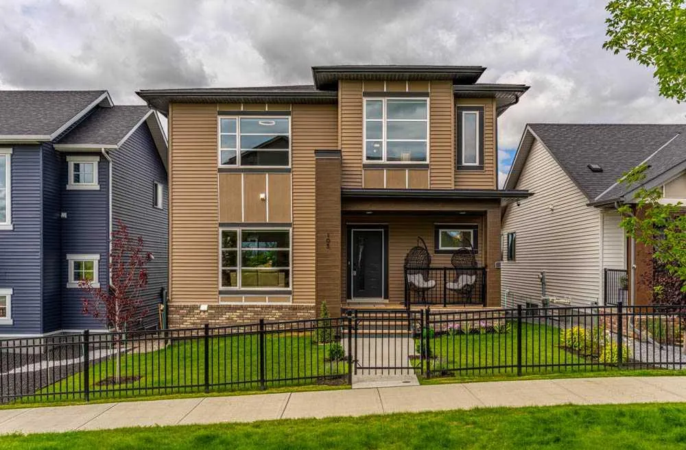 105 Lawthorn Greenway SE