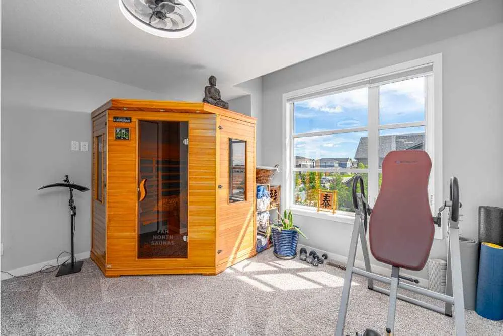 105 Lawthorn Greenway SE
