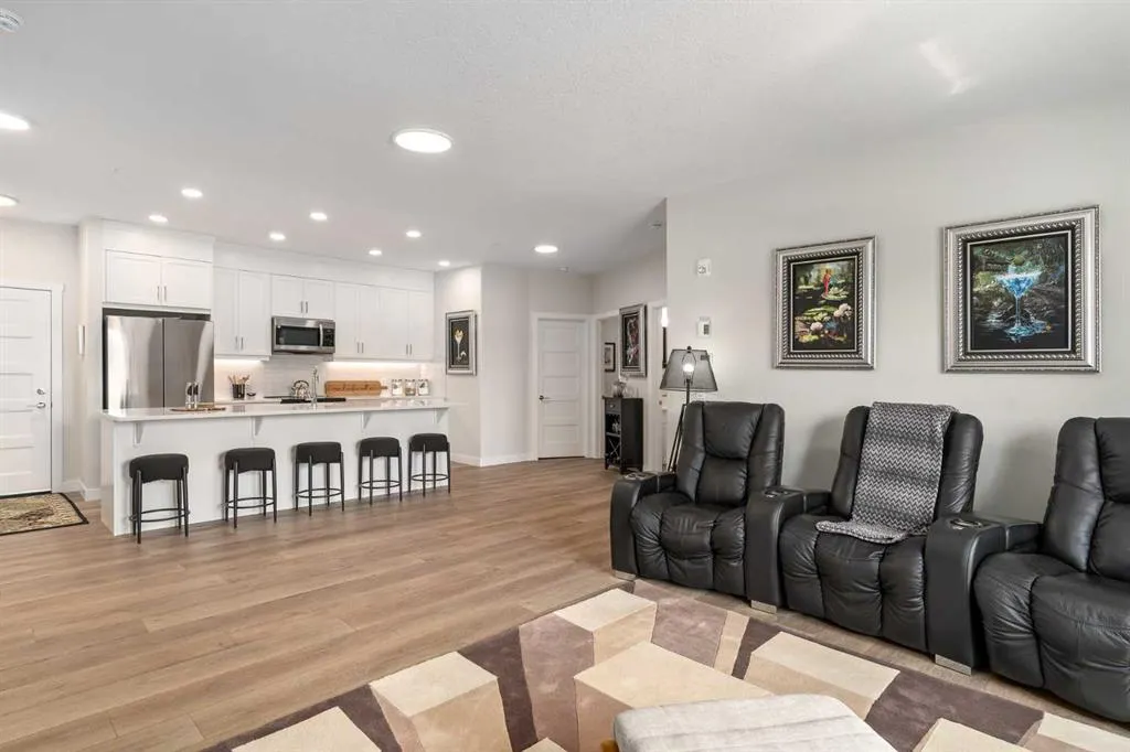 125 Wolf Hollow Crescent SE, #112