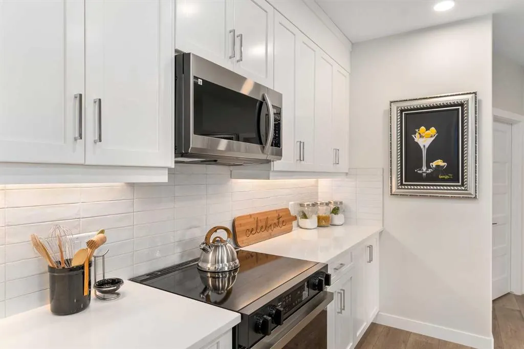 125 Wolf Hollow Crescent SE, #112