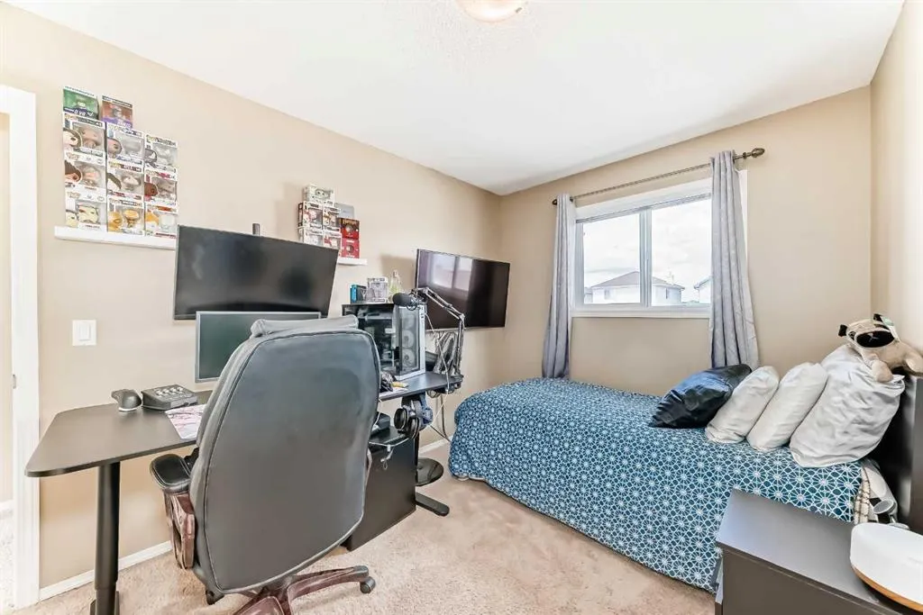 160 Taradale Drive NE