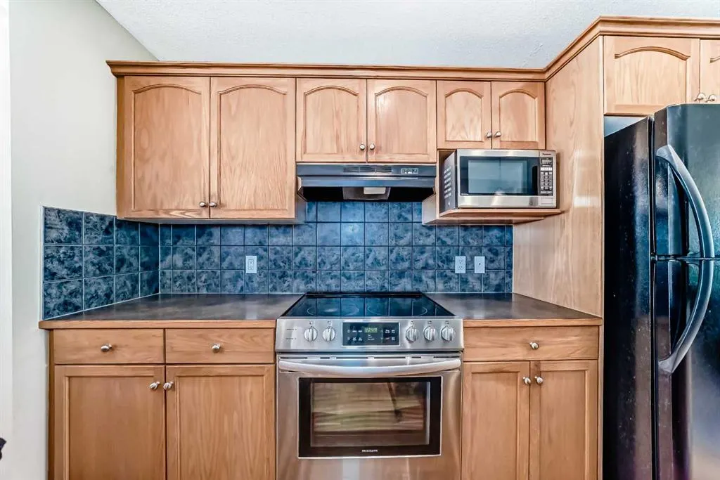160 Taradale Drive NE