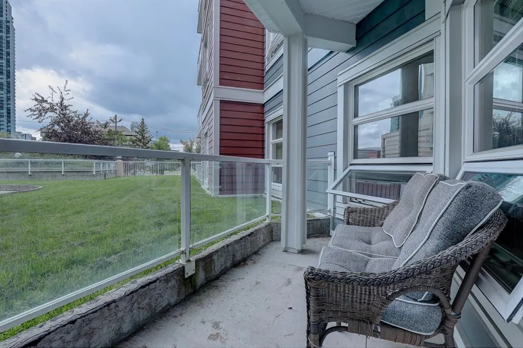 333 Riverfront Avenue SE, #101