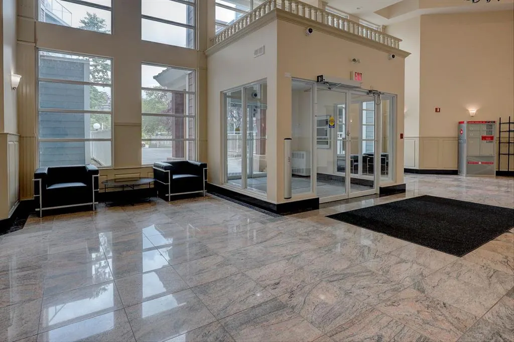 333 Riverfront Avenue SE, #101
