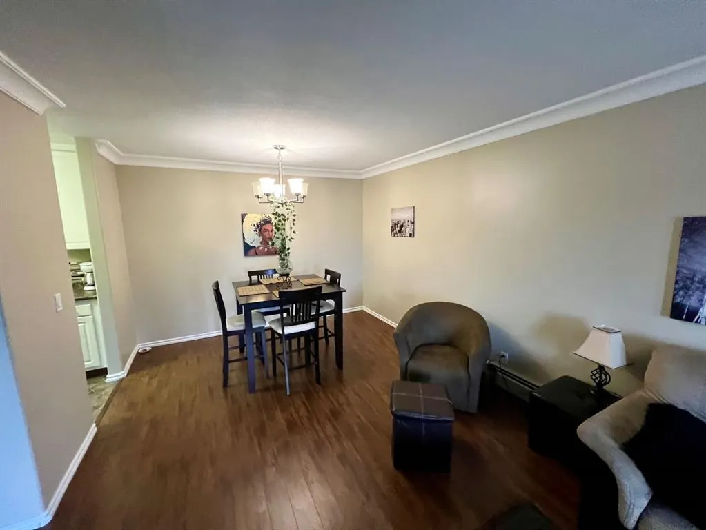 5519 Kerry Wood Drive, #305