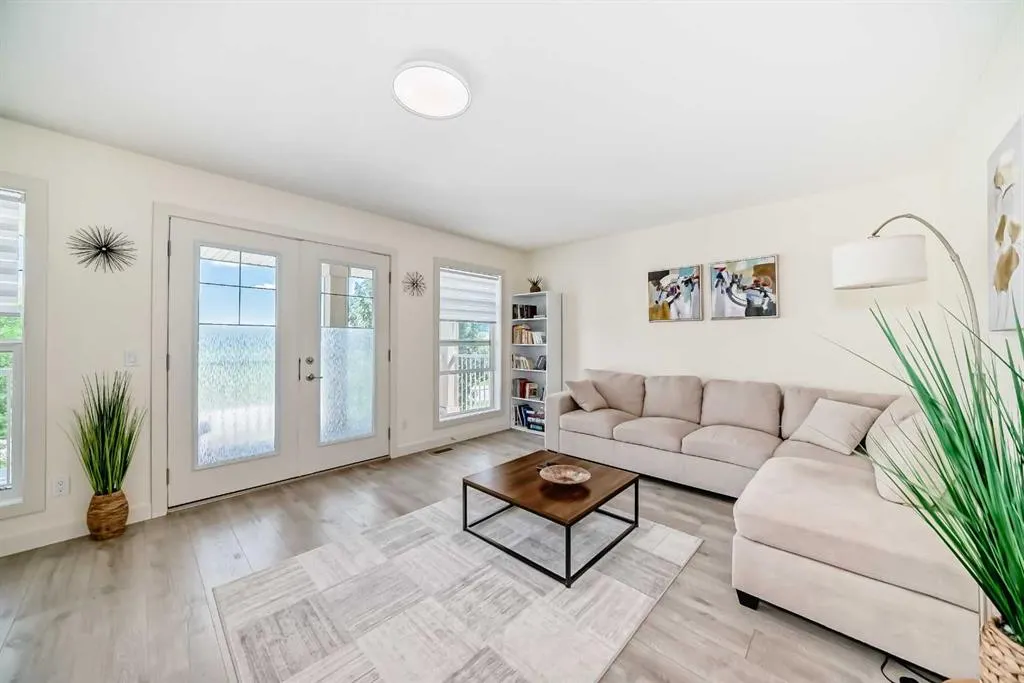 437 Auburn Bay Drive SE