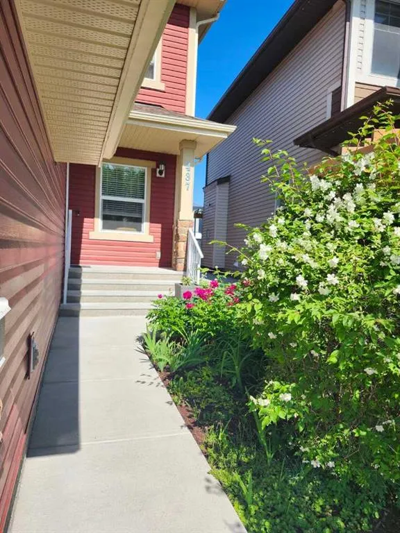 437 Auburn Bay Drive SE