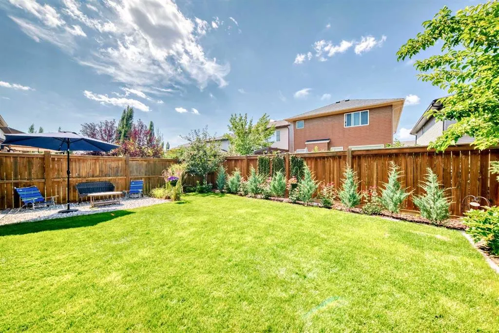 437 Auburn Bay Drive SE