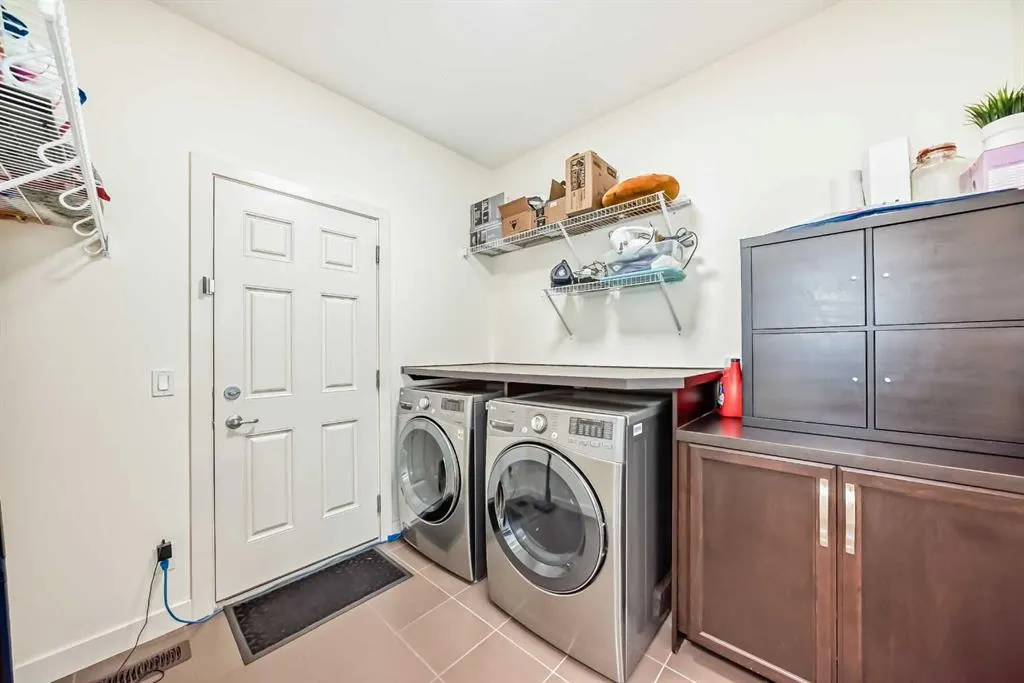437 Auburn Bay Drive SE