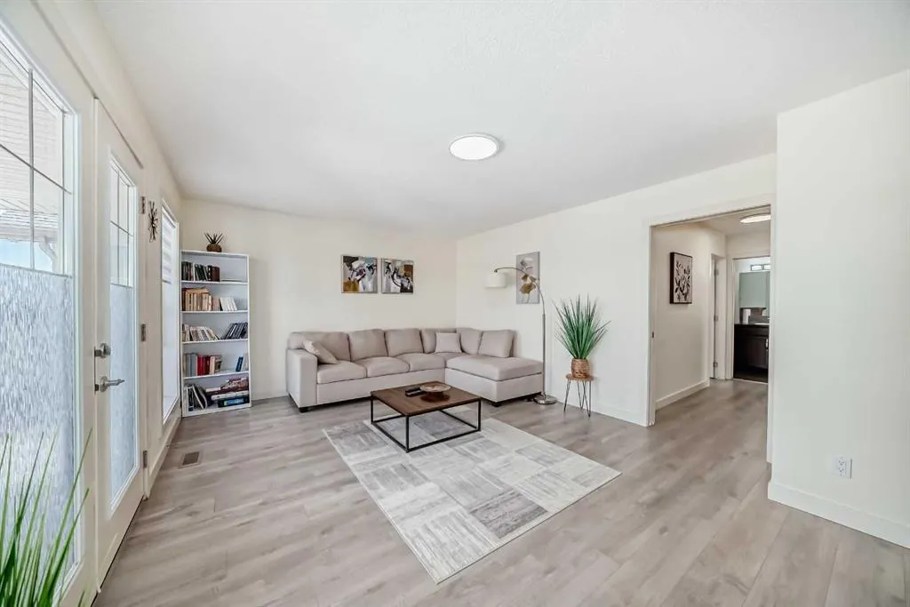 437 Auburn Bay Drive SE