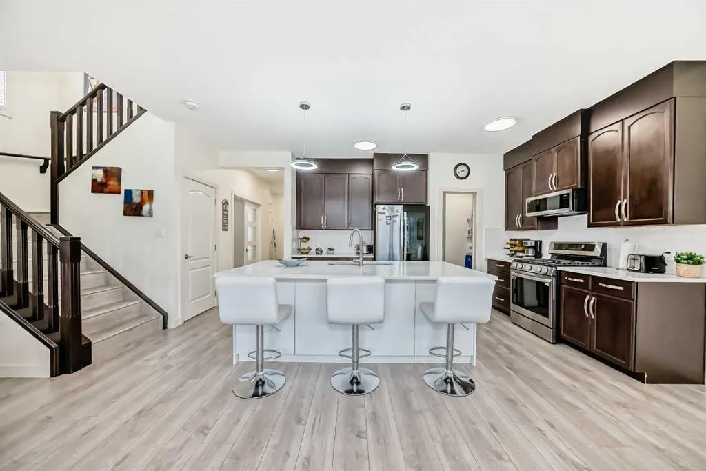 437 Auburn Bay Drive SE
