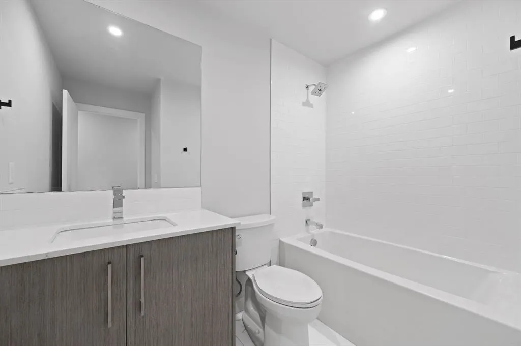 110 18A Street NW, #252