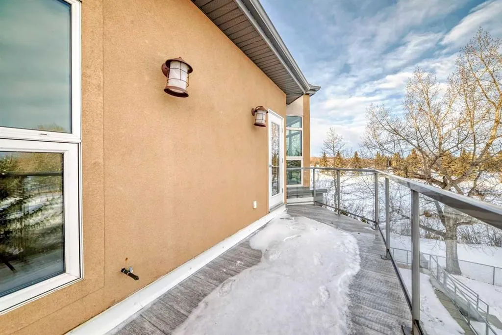 5040 53 Street, #302