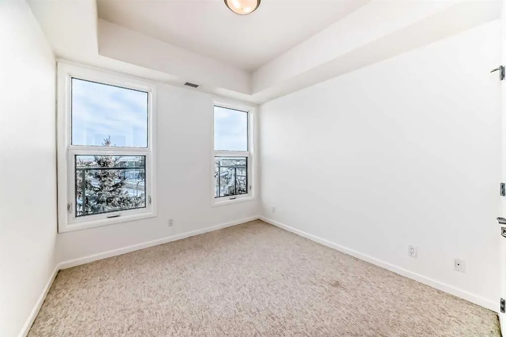 5040 53 Street, #302