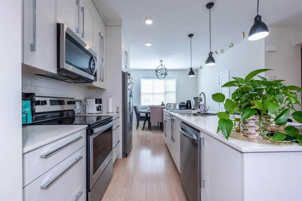30 Cornerstone Manor NE, #412