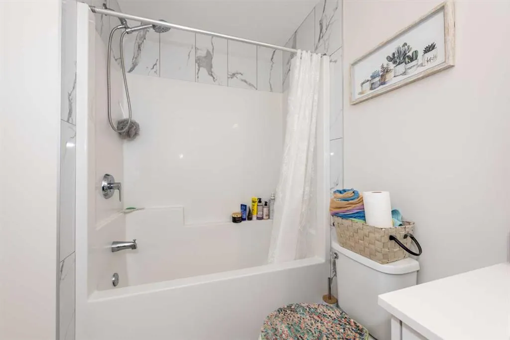 30 Cornerstone Manor NE, #412