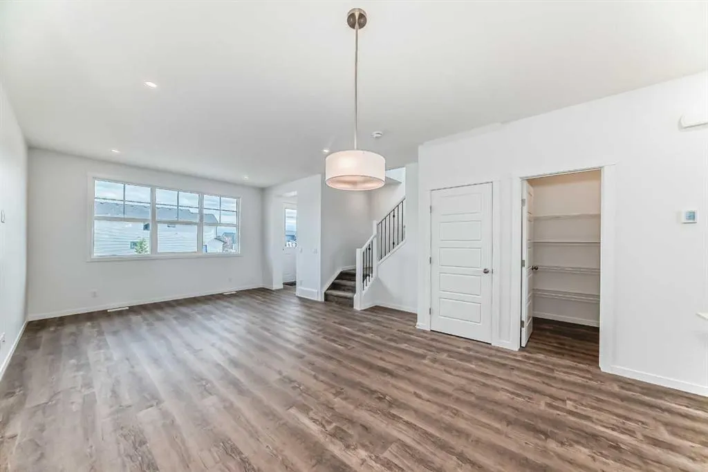 72 Wedderburn Drive