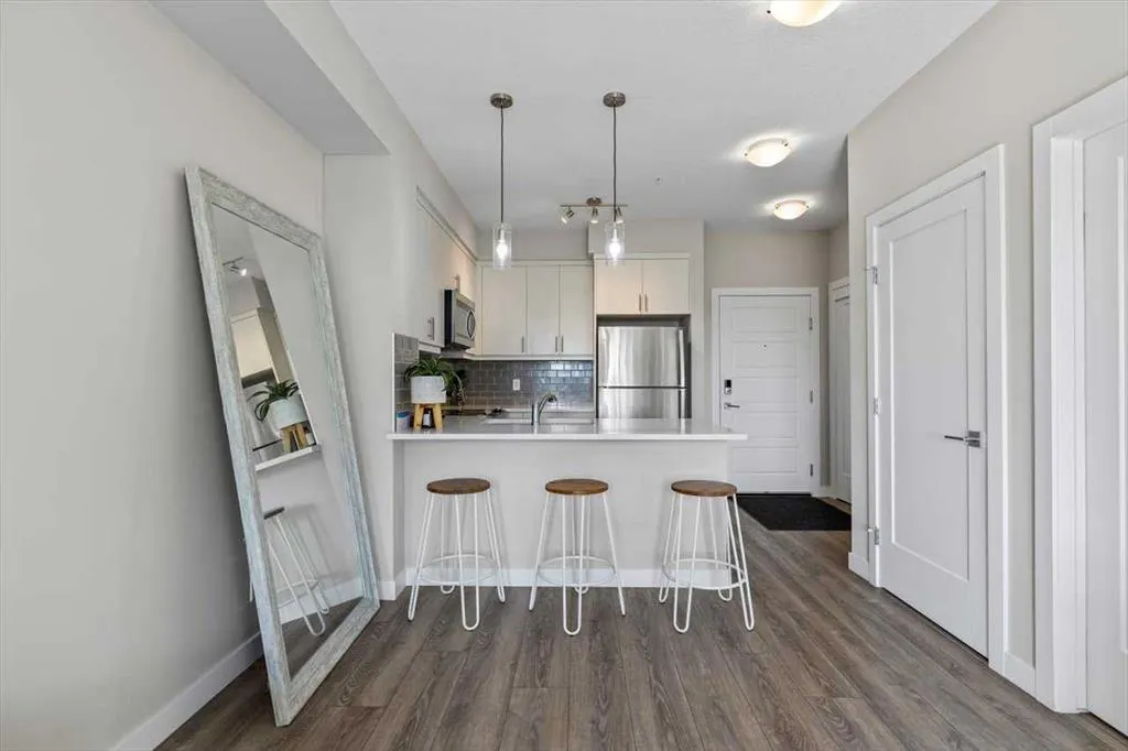 100 Auburn Meadows Manor SE, #309