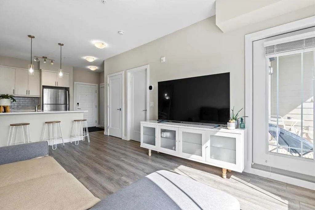 100 Auburn Meadows Manor SE, #309