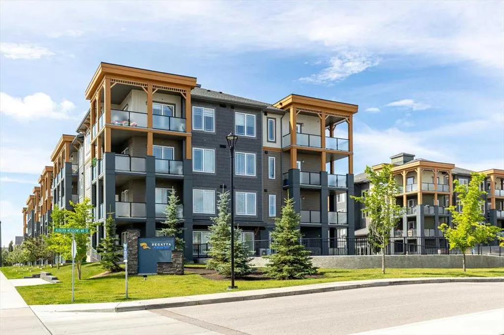 100 Auburn Meadows Manor SE, #309