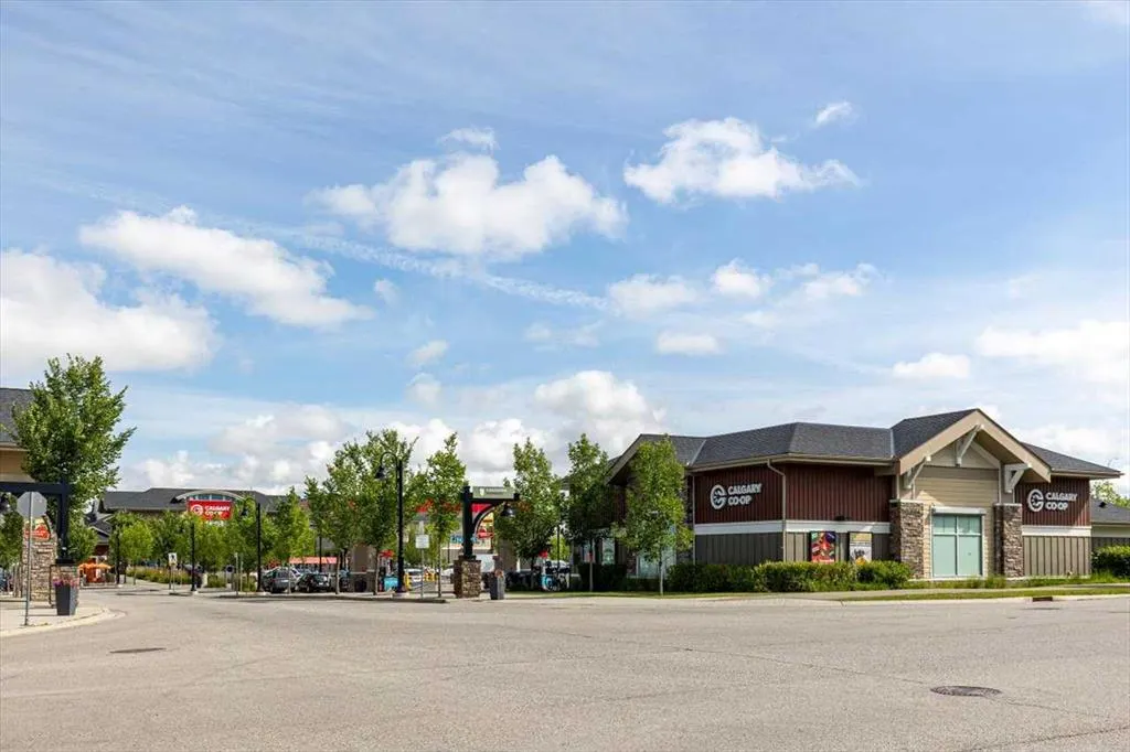 100 Auburn Meadows Manor SE, #309