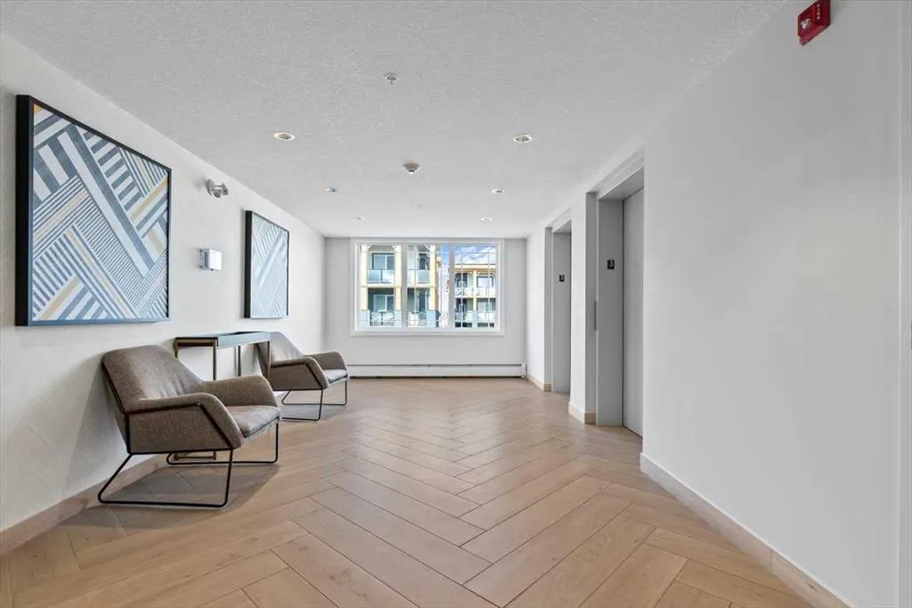 100 Auburn Meadows Manor SE, #309