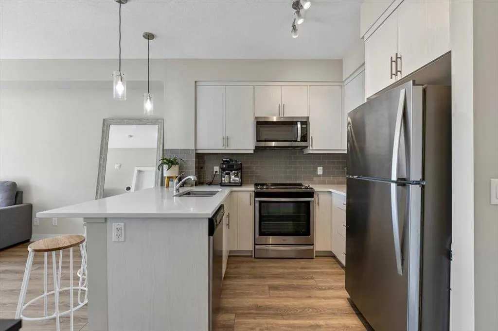 100 Auburn Meadows Manor SE, #309