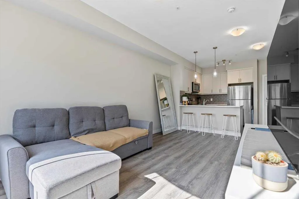 100 Auburn Meadows Manor SE, #309