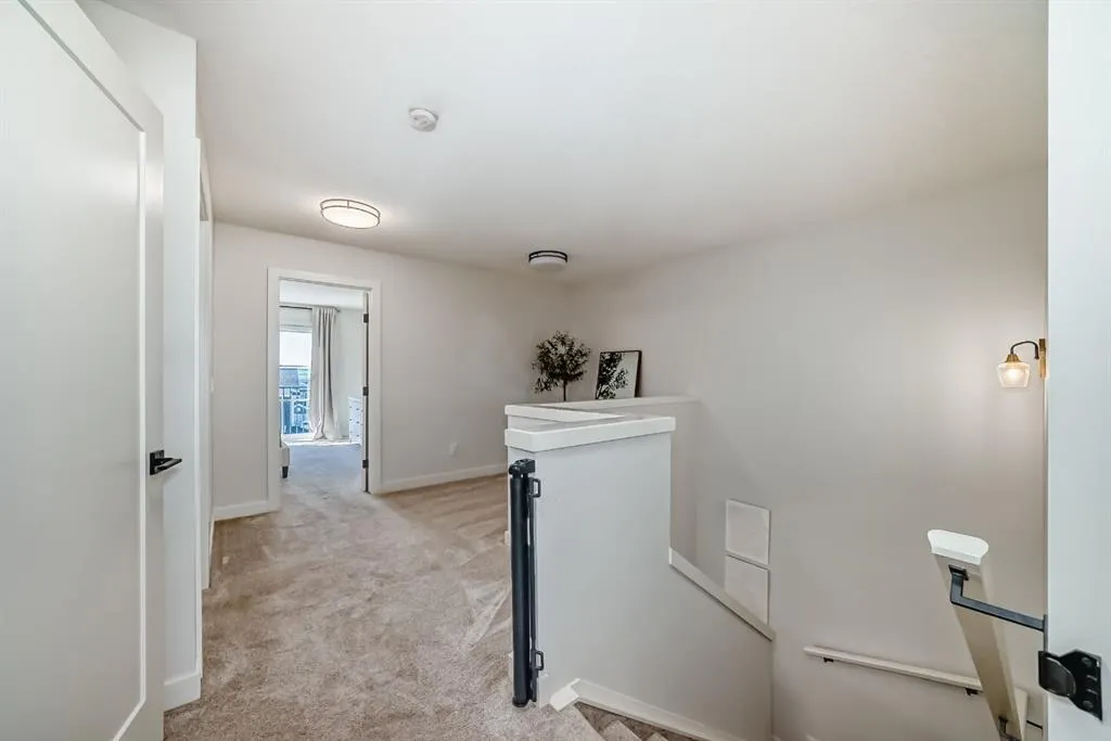 8 Heritage Lane